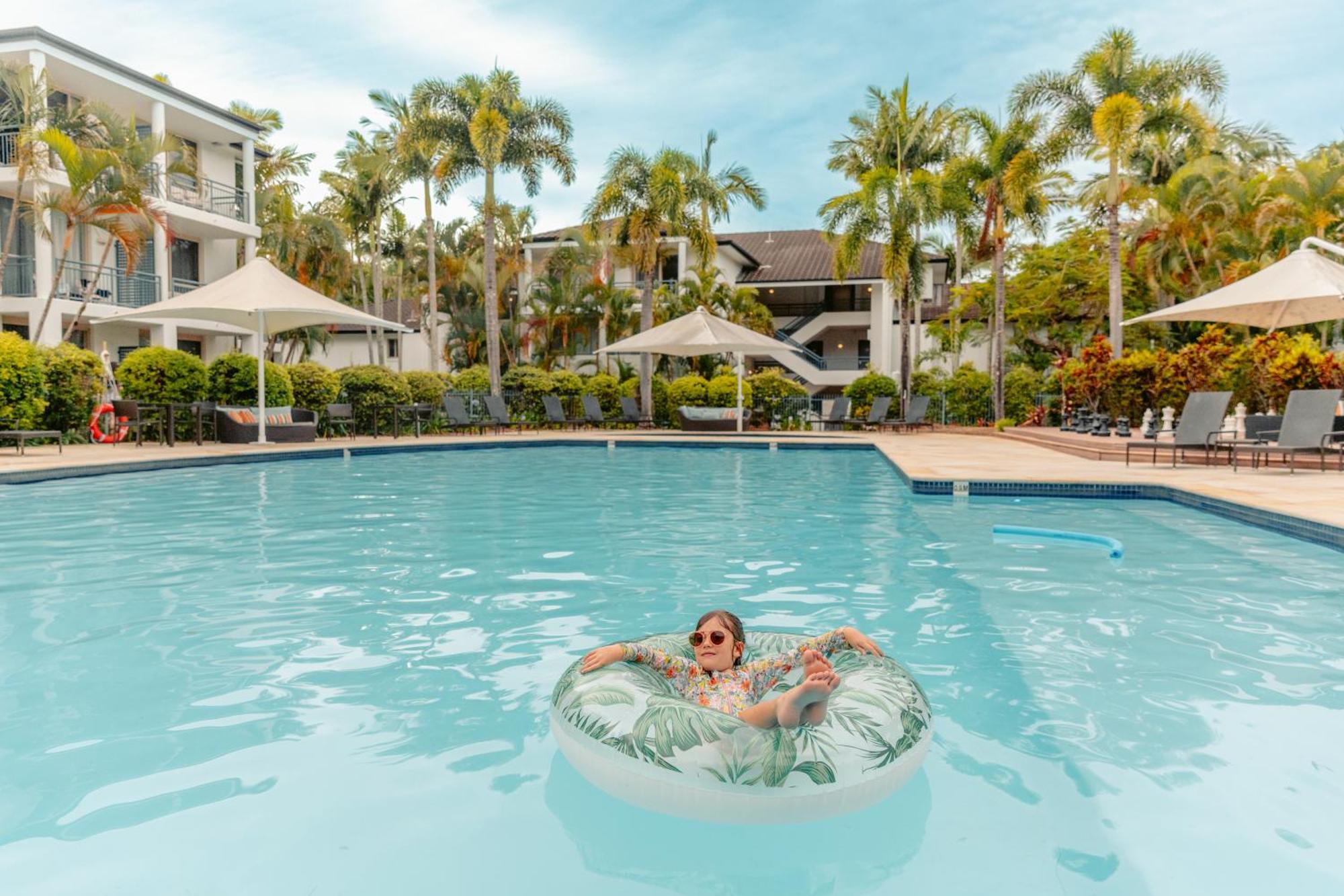Mercure Gold Coast Resort Exterior photo