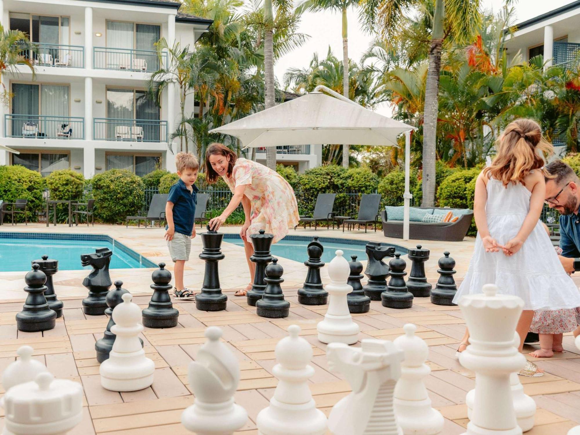 Mercure Gold Coast Resort Exterior photo
